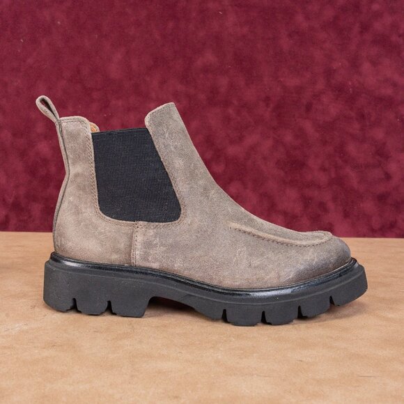 Sofft Women Samira Grey Distressed Suede Chelsea Lug Ankle Boots size 8 - Picture 4 of 8